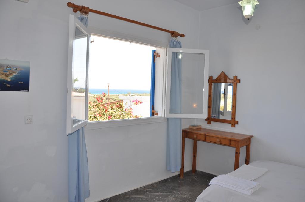 Zeus Apartment *
