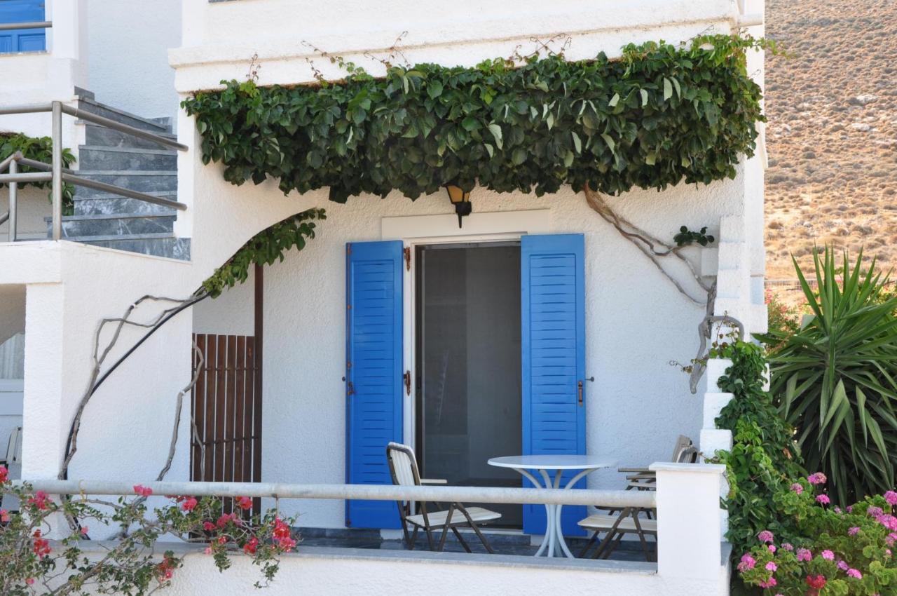 Zeus Apartment