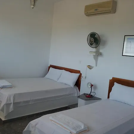 Zeus Apartments Xerokampos  Exterior photo